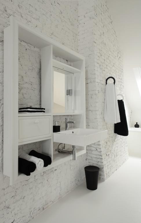 Maison Nationale City Flats & Suites Antwerpen Kamer foto Bathroom